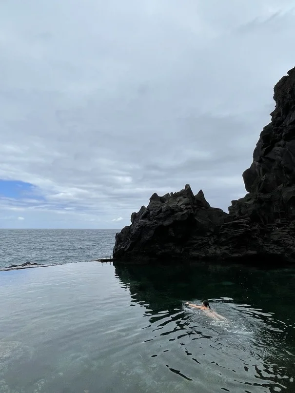 piscine naturelle à Seixal à Madère